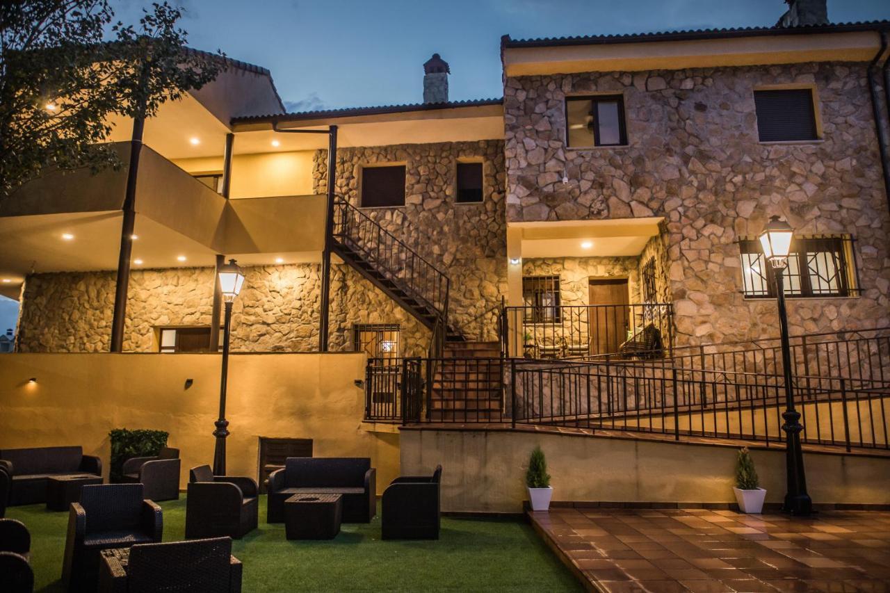 El Encanto Del Alberche Villa Villanueva de Avila Luaran gambar