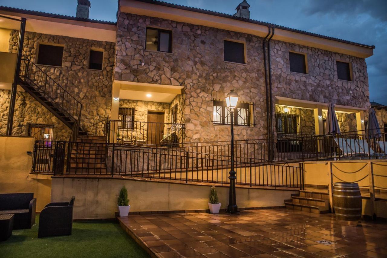 El Encanto Del Alberche Villa Villanueva de Avila Luaran gambar